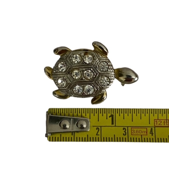 Gold Tone Metal & Rhinestones Bezel Set Tortoise Brooch - Picture 2 of 6